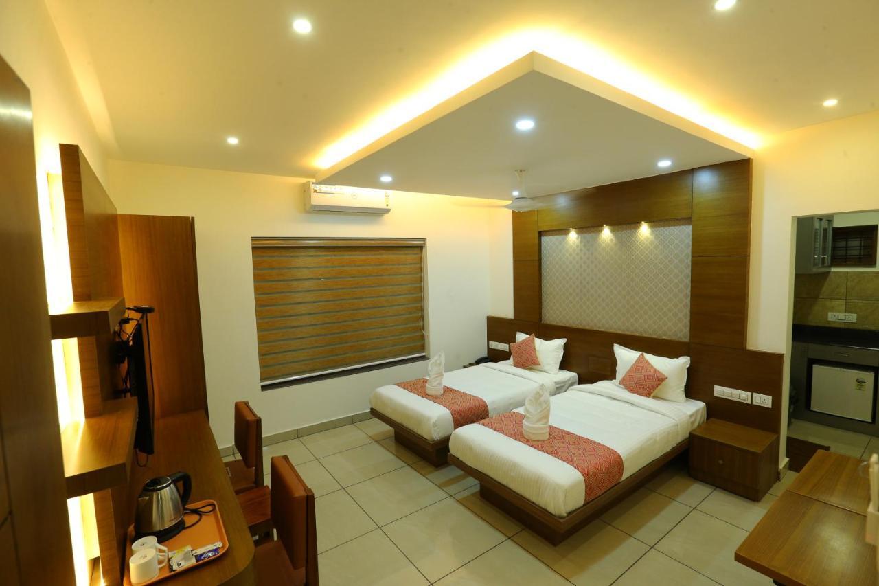 Ahlan Luxury Rooms Kochi 外观 照片